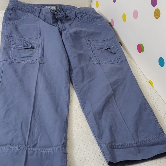 old navy plus size capris